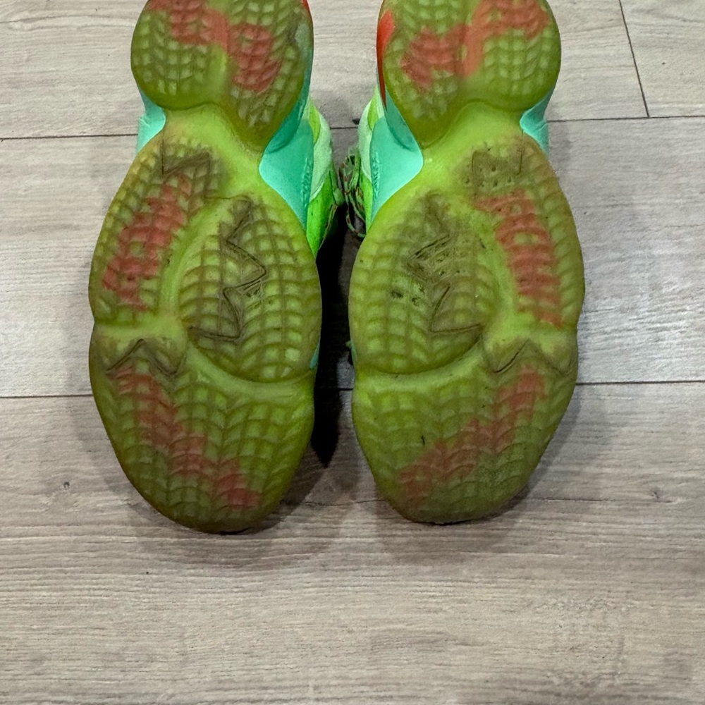 Adidas D.O.N. Issue #2 Marvel Spidey Sense - Picture 6 of 6